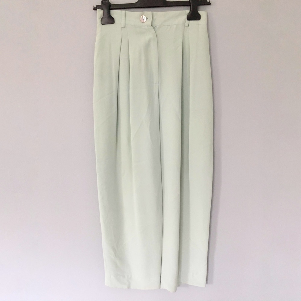 Rena Rowen // vintage Light green silk wide leg trousers size 6 petite PAT